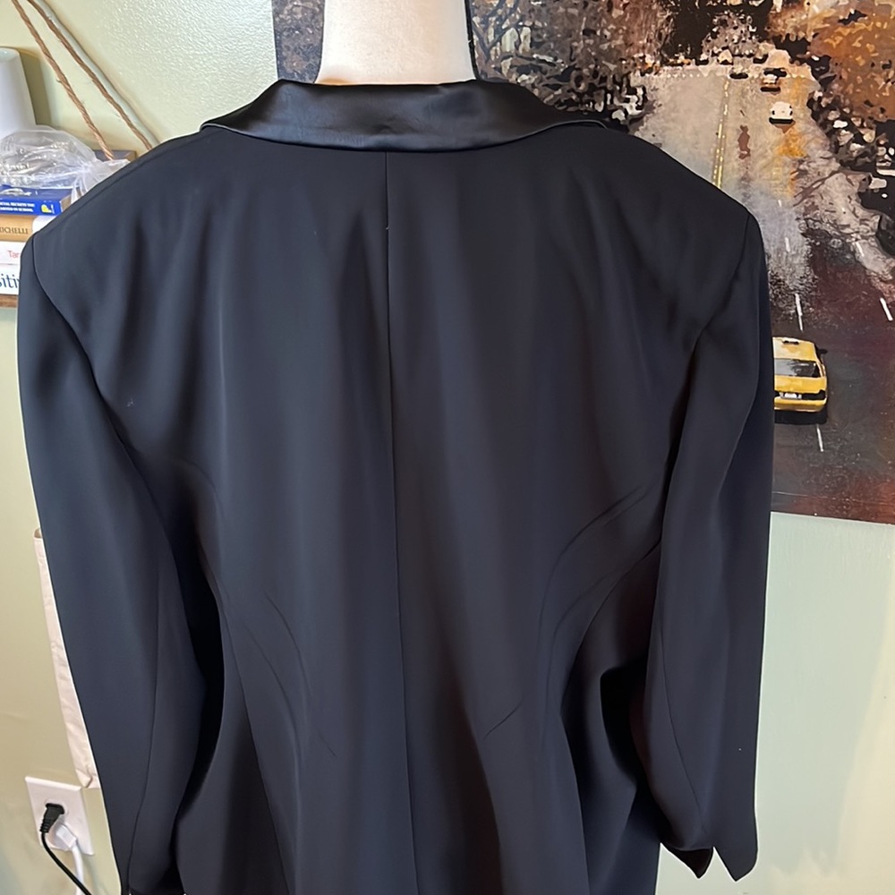 Jones New York Black Satin Lapel Blazer - Picture 3 of 15